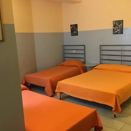 Apartment Random At Our Choice Located In Palazzo Rosselli 55